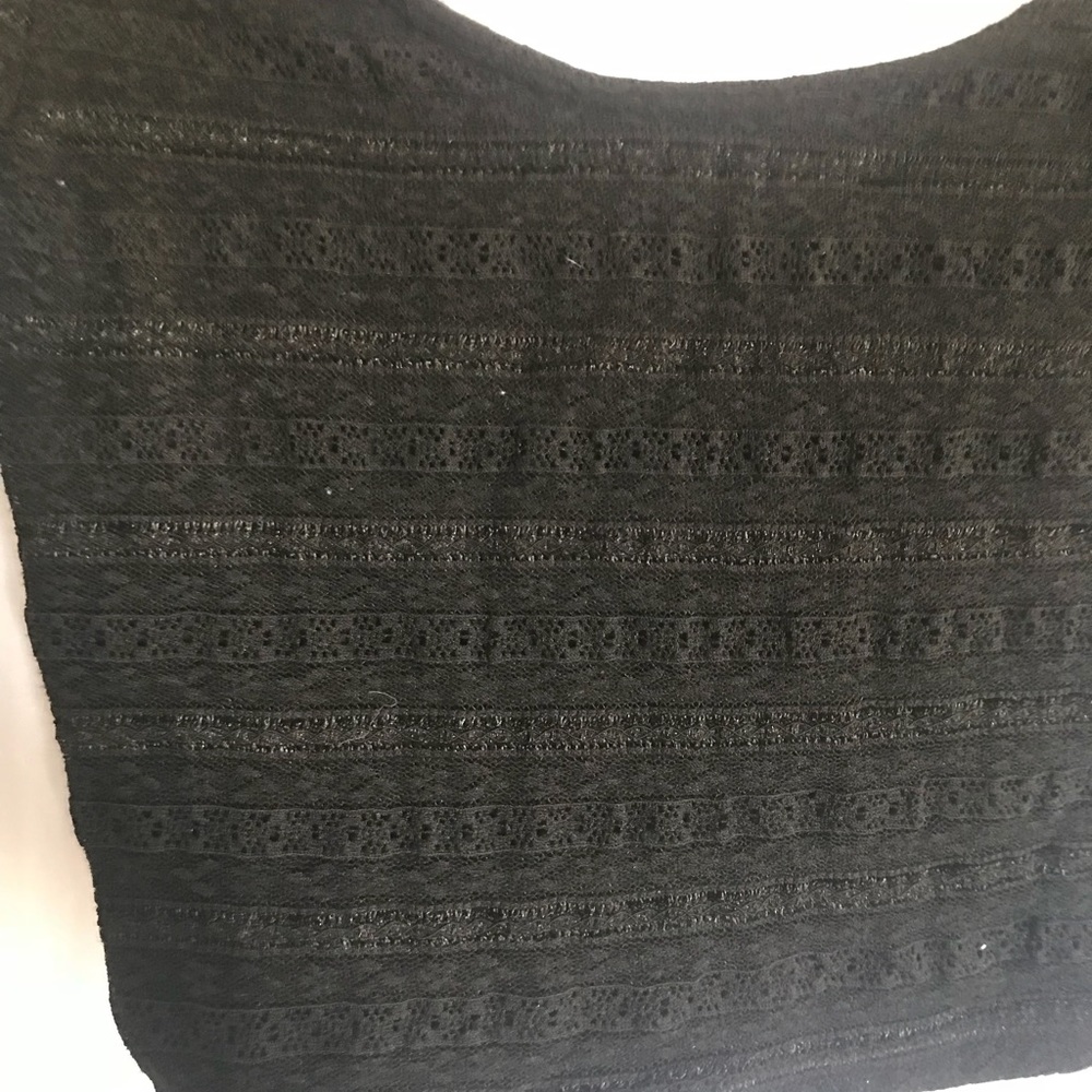 Black lace crop top - Picture 2 of 2